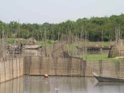 Fischerdorf (mit dem betubenden Gestank)